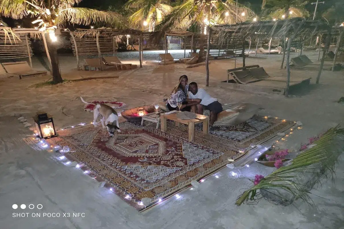 Cena en la Playa - Image 4