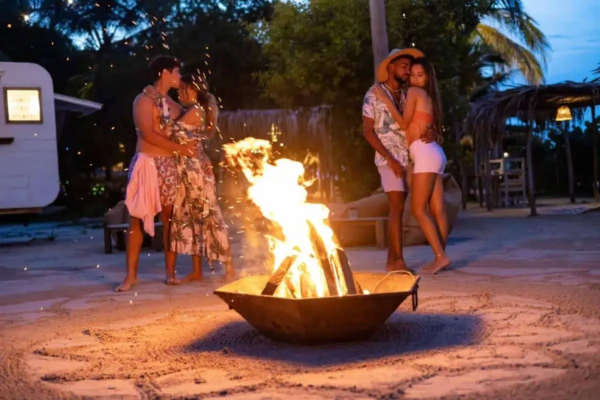 Cena en la Playa - Image 2