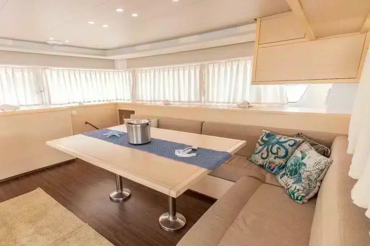 Catamarán Powercat Sea Warriors - Image 7